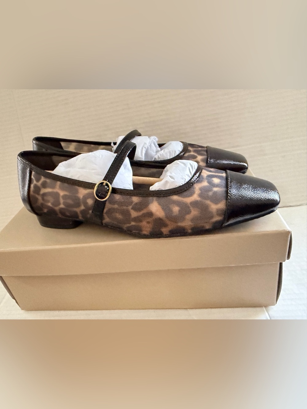 Donald Pliner Ditzy Mary Jane ballet flats shoes size 8 NEW - Picture 2 of 7